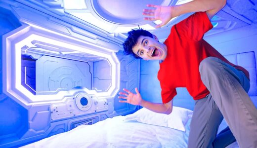 WORLD'S CHEAPEST CAPSULE HOTEL!! ($7 A Night)