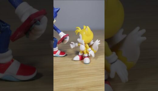 Tails makes a tiktok video