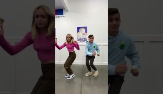 Left RIGHT challenge #shorts #viral #tiktok